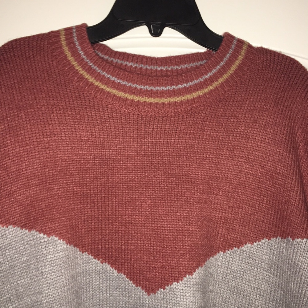 Attitude Unknown Sweater - Picture 3 of 7